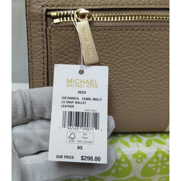 Michael Kors Reed Camel Multicolor Leather Credit Card Bifold Wallet - NWT $298 - Picture 3 of 16